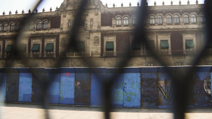 Citlalli Hernández justifica instalación de vallas en el Zócalo para la marcha del 8M