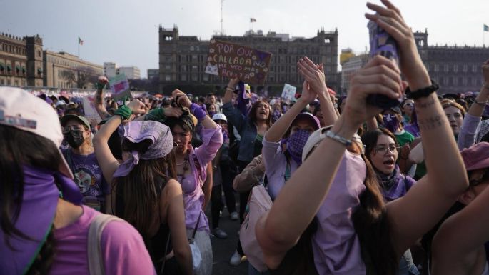 8M en CDMX: Marchan 120 mil entre consignas contra violencia, desapariciones y el Mundial