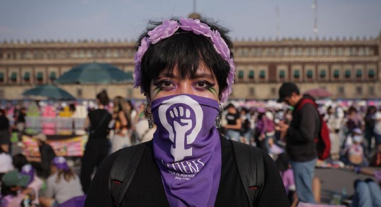 8M en CDMX: Marchan 120 mil entre consignas contra violencia, desapariciones y el Mundial