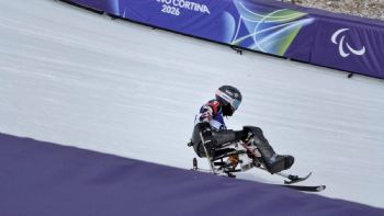 Arly Velásquez finaliza en el lugar 15 del slalom supergigante de Milano-Cortina 2026 (Video)