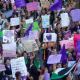 Marchan en BC por el 8M y denuncian falta de justicia por parte de la FGE