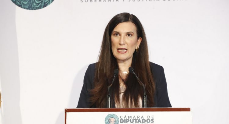 Kenia López Rabadán pide investigar derrame de petróleo en el Golfo de México