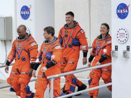 Las fotografías de la travesía lunar de Artemis II