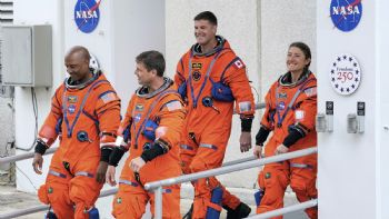 Las fotografías de la travesía lunar de Artemis II