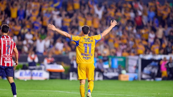 Juan Brunetta y Ángel Correa brillan en la goleada de Tigres 4-1 contra Chivas