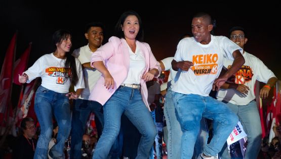 Keiko Fujimori encabeza elecciones en Perú pero habrá segunda vuelta, indican exit polls
