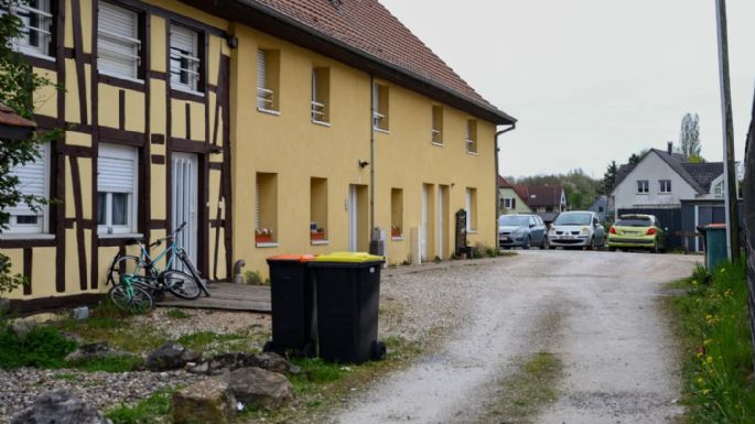 Rescatan a niño de 9 años que fue encerrado en una furgoneta desde 2024; el menor tiene desnutrición