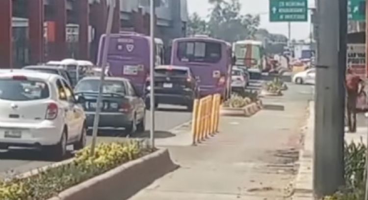 Colapsa la vialidad al sur de CDMX por cierres en Tlalpan y División del Norte