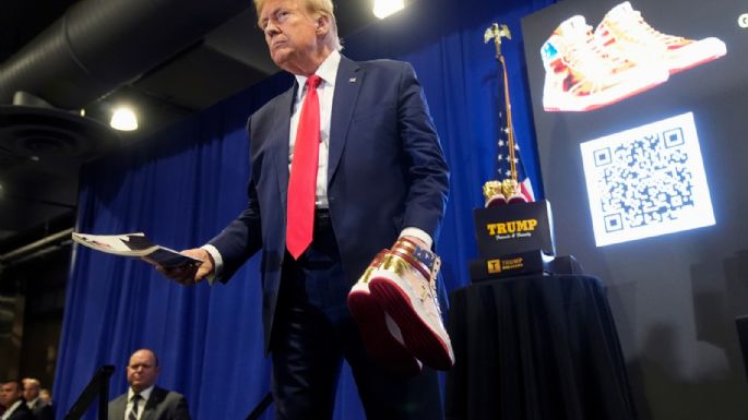 Expertos alertan por posibles conflictos de interés en negocios de la familia Trump