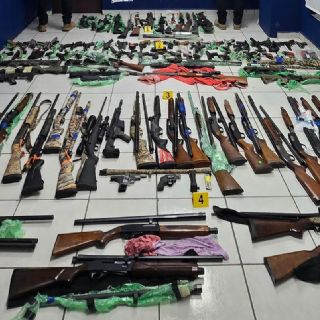 Centenar de armas aseguradas en Piedras Negras tenían como destino Michoacán