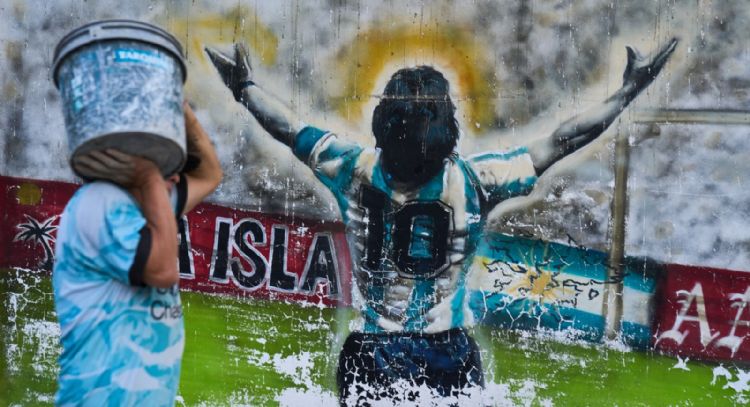 Comienza nuevo juicio en Argentina para definir responsabilidades por la muerte de Diego Maradona