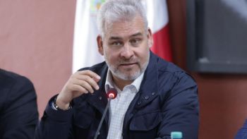 Ramírez Bedolla inaugura teleférico en Uruapan pese a amparos y denuncia penal en su contra