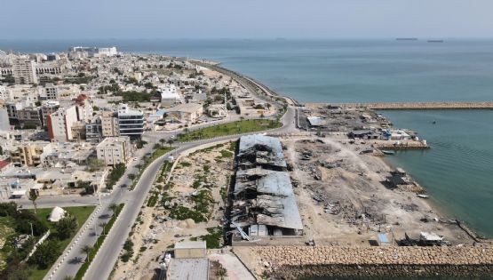 Precios del petróleo caen 9 % y Wall Street se dispara tras reapertura del estrecho de Ormuz