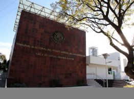 TEPJF rechaza sanción contra activista que expuso vínculo de jueza con "El Chapo"