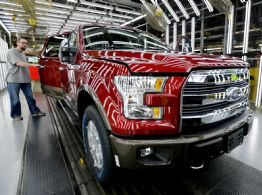 Ford retira 1.4 millones de camionetas F-150 por problema que ya dejó dos heridos