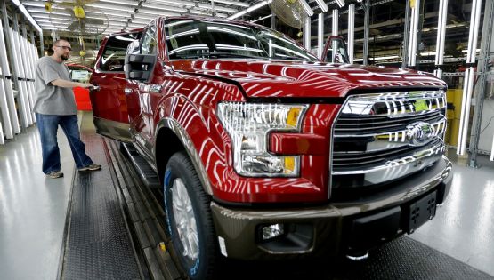 Ford retira 1.4 millones de camionetas F-150 por problema que ya dejó dos heridos