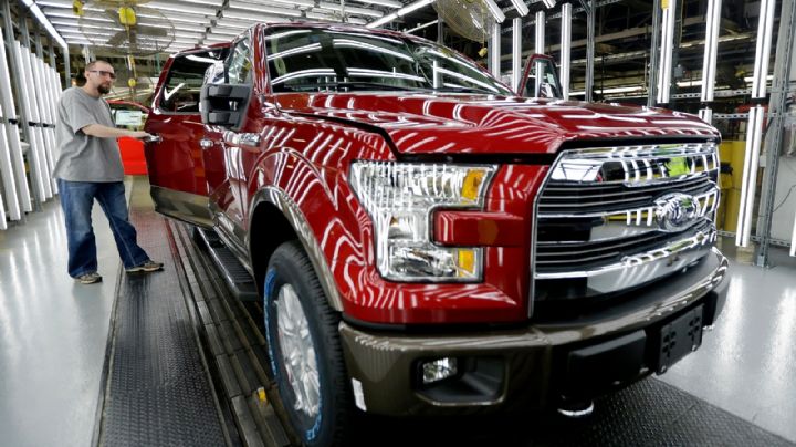 Ford retira 1.4 millones de camionetas F-150 por problema que ya dejó dos heridos