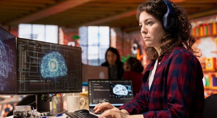 Universidades frente al reto de la IA: 44% de tareas en el mundo ya se hacen con algoritmos