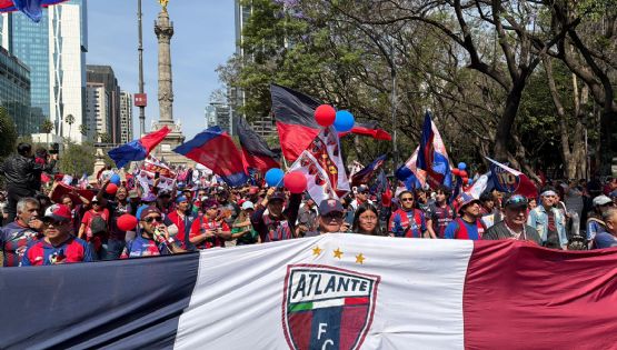 Les guste o no les guste: el Atlante cumple 110 y lo festeja en el Ángel de la Independencia (Videos)