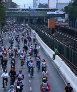 Brugada inaugura la ciclovía Gran Tenochtitlán con una rodada masiva (fotogalería)