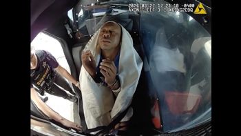 Tras accidente automovilístico, Tiger Woods dijo que estaba "hablando con el presidente” (Videos)