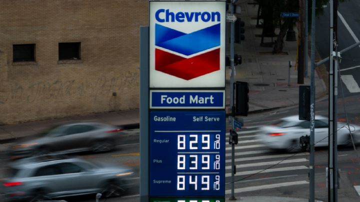 El petróleo de EU supera los 110 dólares por barril; Wall Street teme impacto en la inflación