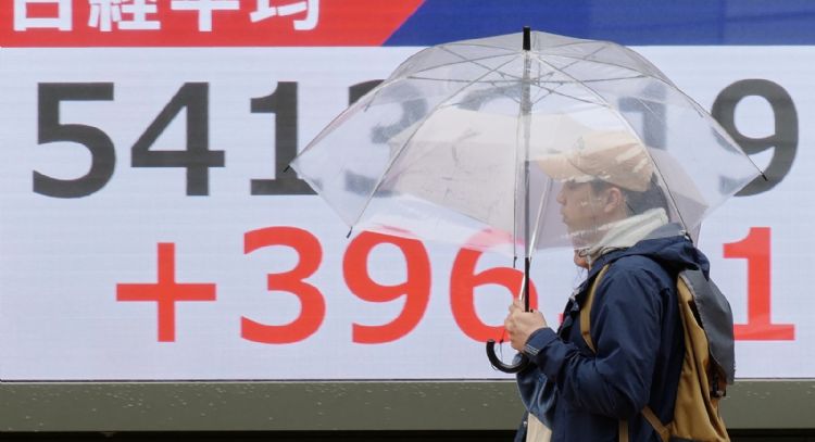 Bolsa de NY se recupera de sus pérdidas iniciales y cierra el día con ganancias