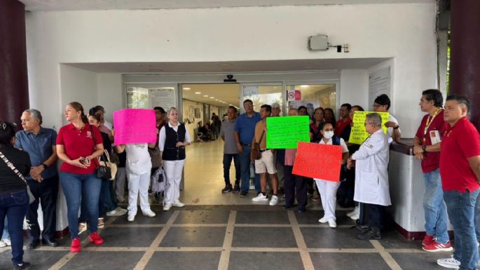 Trabajadores del sector salud de Veracruz protestaron en 60 hospitales y centros de salud