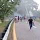 Desalojo en Villa Comaltitlán; rescatan a funcionarios retenidos y liberan carretera costera (Video)