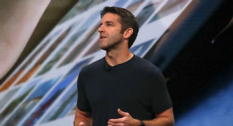 De ingeniero de hardware a CEO: El reto de John Ternus al suceder a Tim Cook al frente de Apple