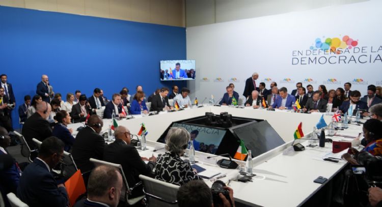 Cumbre a la que asistió Sheinbaum sirve a intereses de China: Consejo de Nueva Derecha