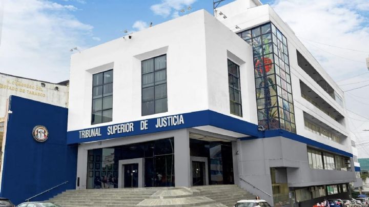 Actuario del Poder Judicial de Tabasco exige dos millones de pesos a médico que lo acusa de fraude