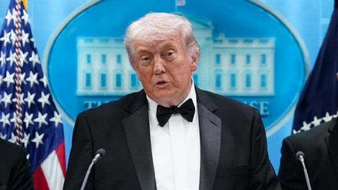 Dice Trump que posiblemente él era el objetivo del atacante en cena con corresponsales