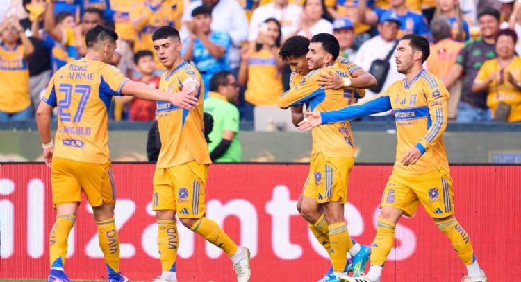 Tigres goleó 5-1 a Mazatlán y aseguró su lugar en la liguilla