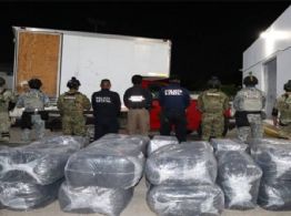 Aseguran en Huimanguillo, Tabasco, media tonelada de droga; detienen al que la transportaba