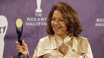 Fallece Nedra Talley Ross, última integrante viva del grupo pop Ronettes de los 60s