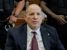 Acusadora de Harvey Weinstein por presunta violación dice al jurado: "Me trató como si me poseyera"