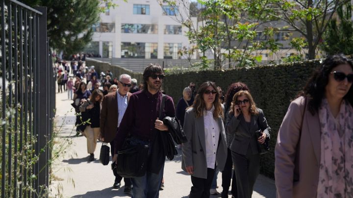 Arrestan a hombre de 89 años que hirió con un arma de fuego a cuatro personas en Atenas
