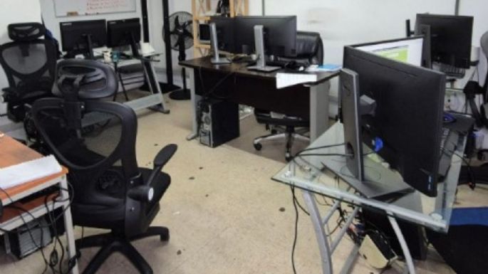 El guion de los extorsionadores: decomisan manuales y bases de datos en operativo masivo