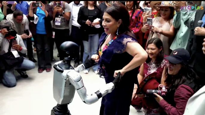 Clara Brugada baila con un robot en la inauguración de la Utopía Ceylán en Azcapotzalco (Video)