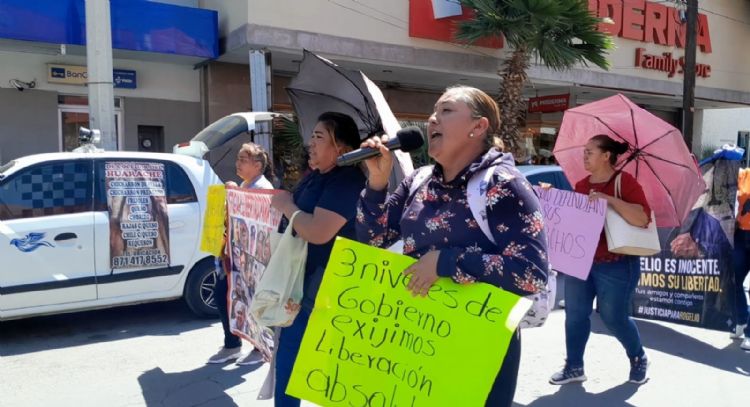 Vinculan a proceso a defensora del territorio en Dinamita, Durango