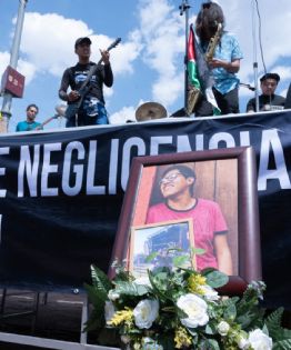 Caso Axe Ceremonia: con anticoncierto y acto privado recuerdan a Miguel Ángel y Berenice (Video)