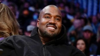 Aumenta presión para que retiren a Kanye West de festival en Londres por comentarios antisemitas