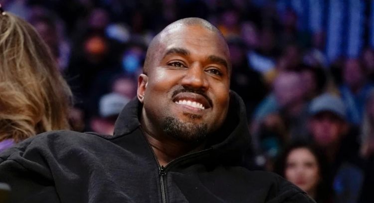 Aumenta presión para que retiren a Kanye West de festival en Londres por comentarios antisemitas