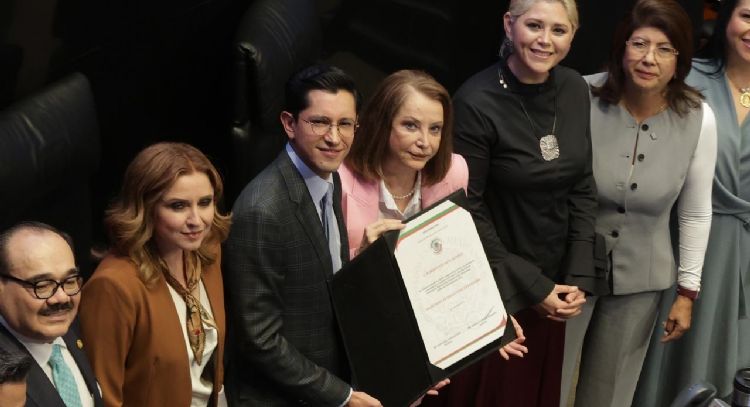 Senado ratifica a Roberto Velasco como titular de la SRE