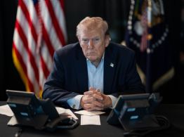 Trump amenaza a Irán por supuestos cobros a petroleros que atraviesan el estrecho de Ormuz