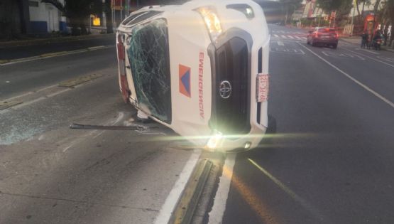 Funcionario de la SGIRPC atropella a dos motociclistas en avenida Cuauhtémoc