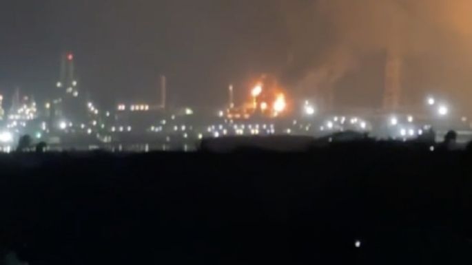 Explosión en refinería de Pemex en Salinas Cruz, Oaxaca; seis personas lesionadas (Video)
