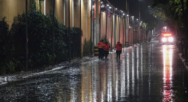 Chubascos y lluvias puntuales fuertes pegarán este martes a los siguientes estados