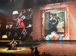 Alejandra Guzmán lanza sencillo y gira con retrato de Silvia Pinal; la obra está en restauración